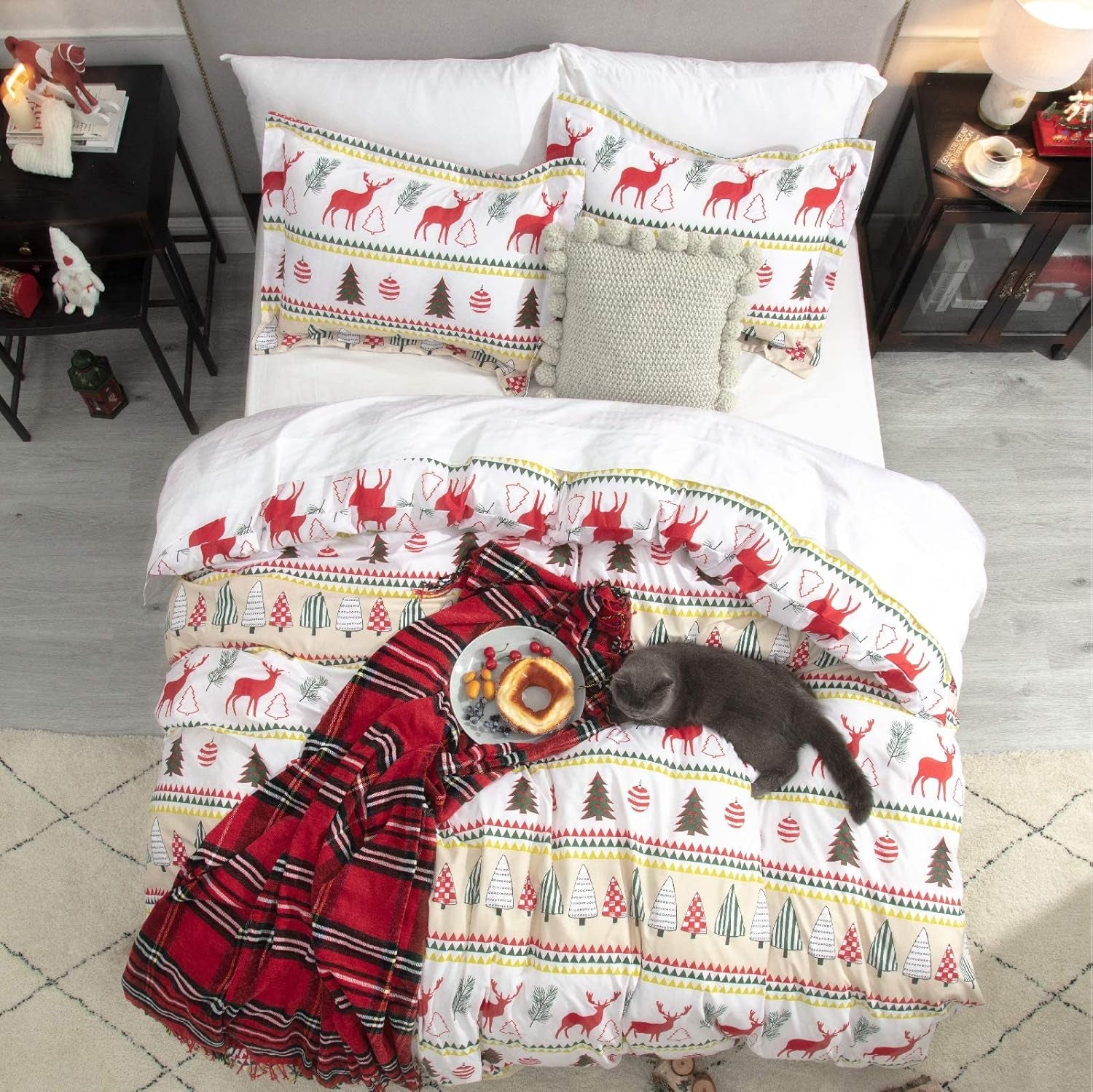 Christmas Duvet Cover Set, 3 Pieces King Size Comforter Cover Set 90"X104", Super Soft New Year Holiday Bedding Set, Red with White Christmas Reindeer